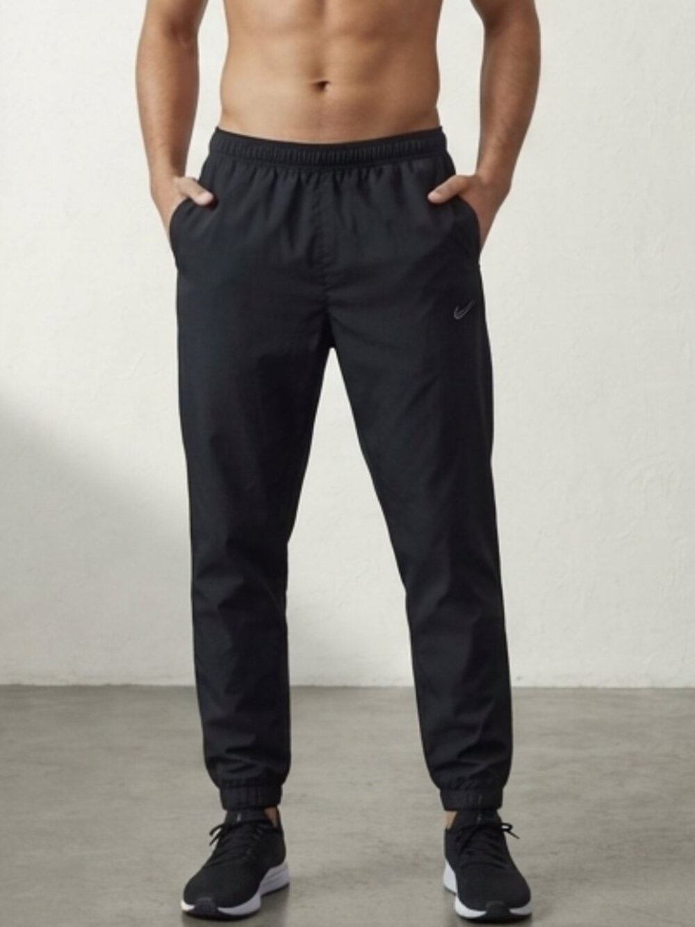 Vintage Nike Black Nylon Windbreaker Track Pants Baggy Joggers Large Gym y2k fit